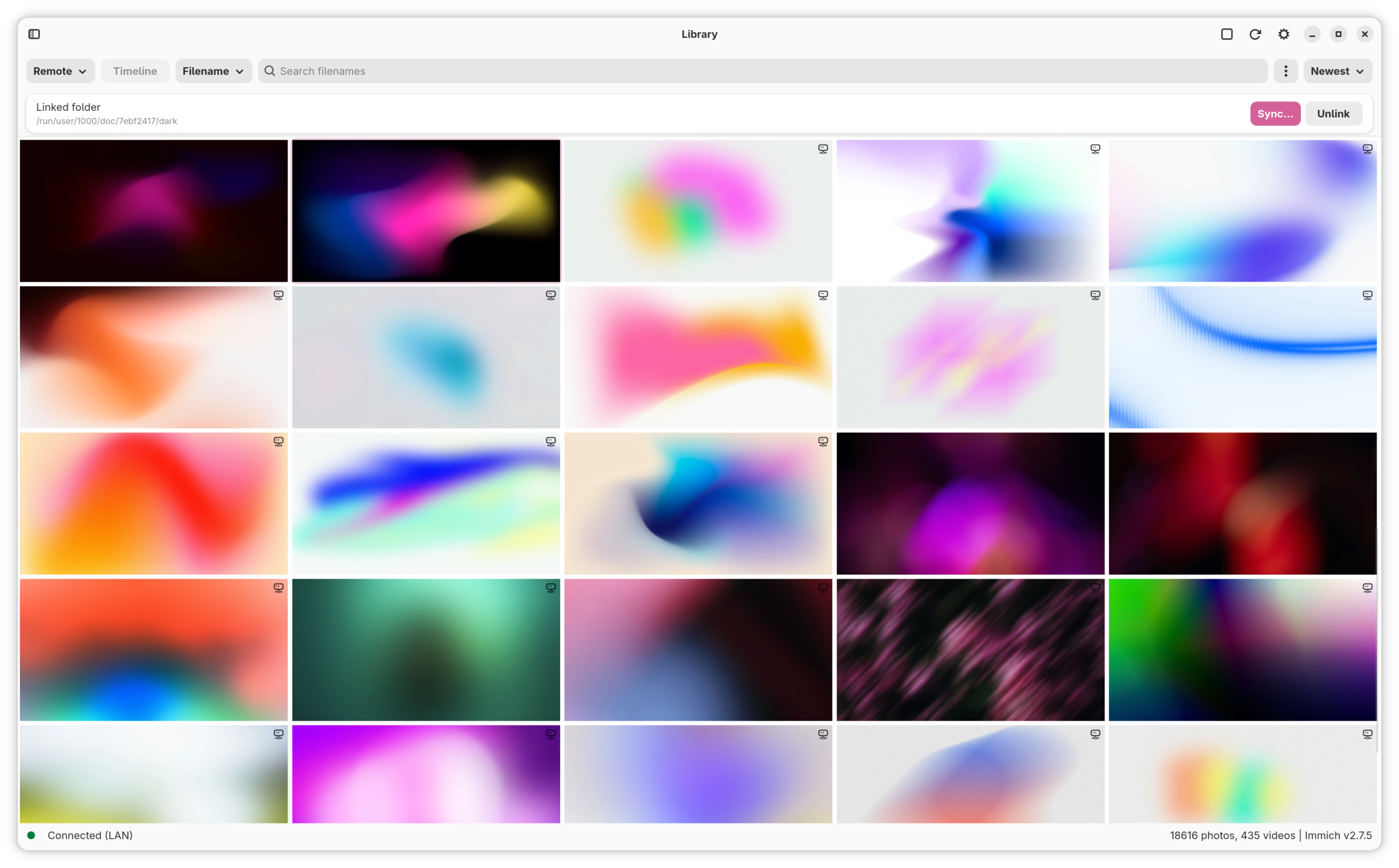 Album View (Dark, Sidebar Off)